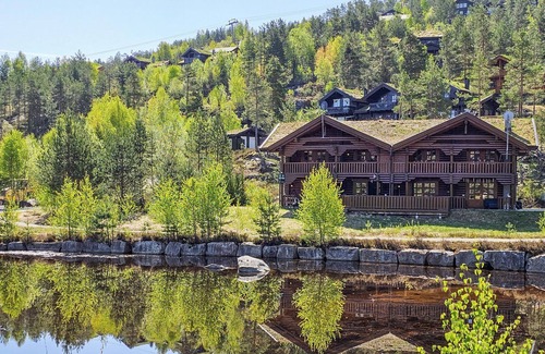 Kviteseid House | Nice home in Vrådal with kitchen