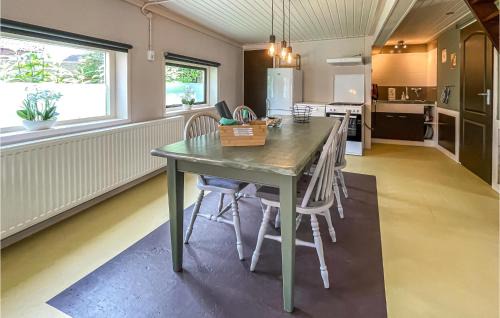 Wierum House | Nice Home In Wierum With Kitchen