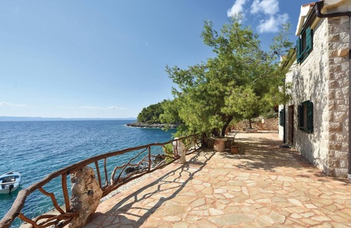 Zastrazisce House | Nice home in Zastrazisce with WiFi