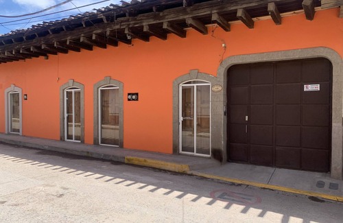 Zacatlan House | NICE HOUSE ONLY 5 STREETS FROM THE CITY CENTER