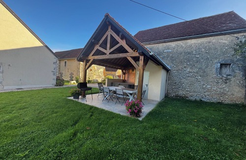 Le Deffand House | Nice house for 10 people in a quiet area with jacuzzi