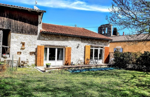 Bourran House | Nice house in Lot-et-Garonne with a terrace, swimming pool, and optional SPA.