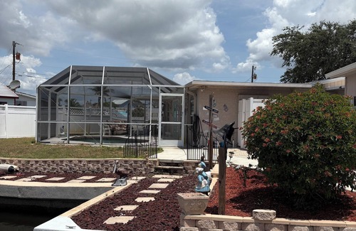 Englewood South House | Nice house,Nice neighborhood,pool home