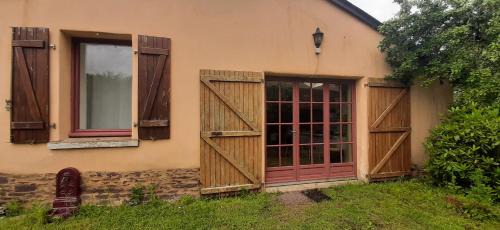 Le Rheu House | nice house on a small farm
