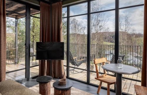 Neufchateau House | Nice lodge with a view on a natural resort