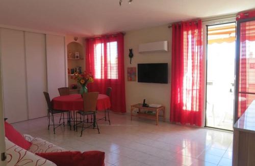 Le Ray Apartment | NICE NORD 2 PIECES CALMES,WIFI,CLIM,BALCON,PARKING