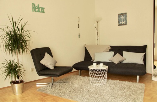 Ueberlingen Apartment | Nice quiet location close to the sea max. 3 persons