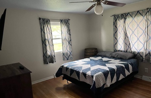 Clarinda House | Nice quiet neighborhoodnn
