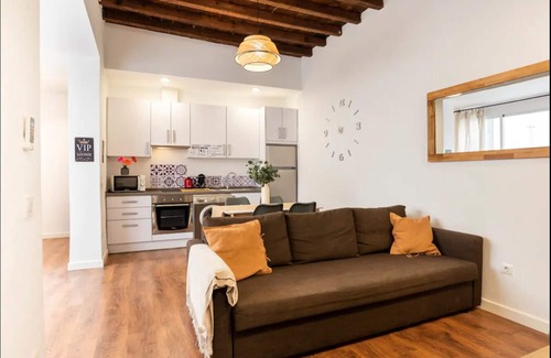San Felipe Neri Apartment | Nice Rustic apartament in Malaga center