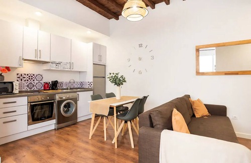 San Felipe Neri Apartment | Nice Rustic apartament in Malaga center
