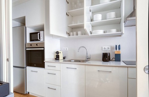 Sarria Apartment | Nice Sarrià 2BR, Furnished w/Equipped Kitchen, by Blueground