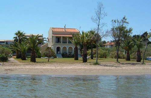 Kavos Apartment | Nice Sea View Studios and Apartments on the beach in Corfu