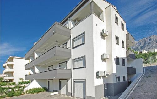 Zelenka Apartment | Nice Studio In Makarska With Wifi
