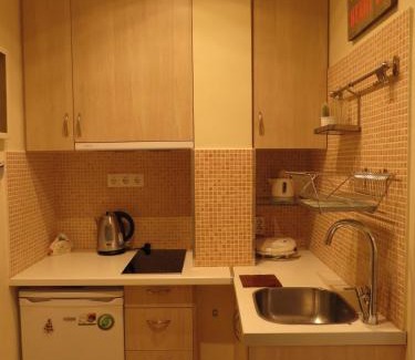 Palaio Faliro Apartment | Nice studio next to the sea