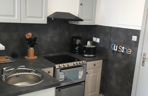 Roscoff Apartment | Nice Studio renovated to 50 m from the sea in private residence