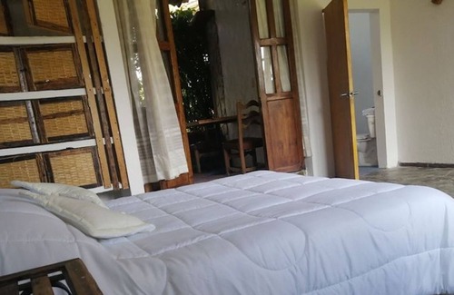 Quimbaya House | Nice Suite With Hamaca And Balcony In Front Of Panaca