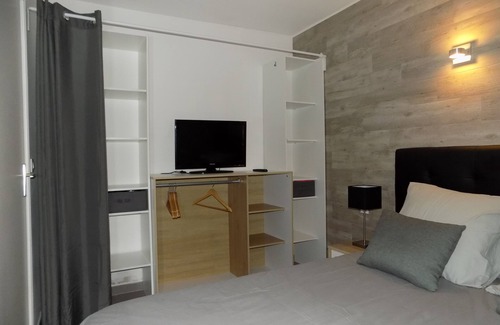 Les Hauts de Canet Apartment | Nice T2 with Pool and Tennis