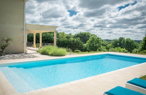 Montaigu-de-Quercy House | Nice villa with private pool and pool house