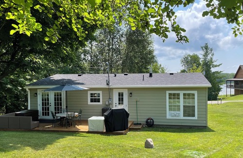 Charlevoix House | Nicely Appointed North Side Charlevoix Home