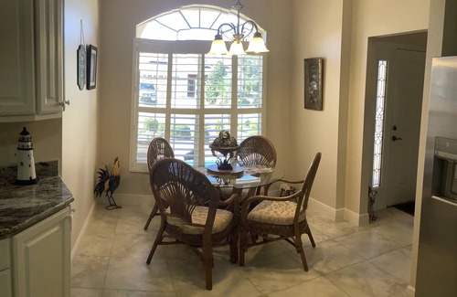 Mallory Square House | Nicest Location & Fully Equipped Charming Home in the “Heart” of The Villages.