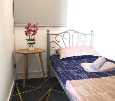 Nilai Apartment | NiDaHomeStay Nilai USIM KLIA WiFi androidtv full aircond
