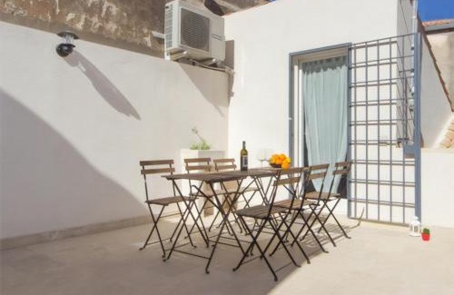 Ortigia Apartment | Nido alla Giudecca con terrazza by Wonderful Italy