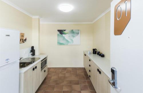 Earlville Hotel | Nightcap At Balaclava Hotel