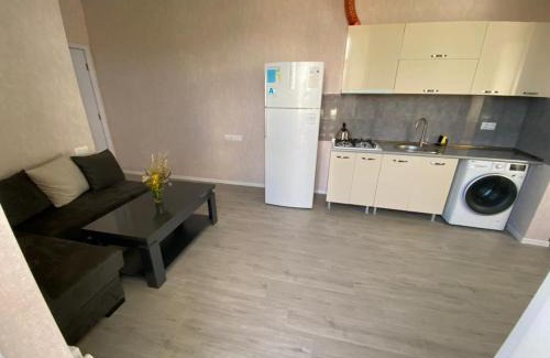 Chugureti Apartment | Nikas apartment with balcony in old Tbilisi