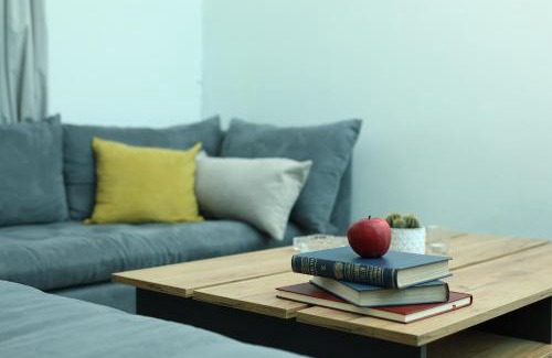 Nikaia-Agios Ioannis Rentis Apartment | Nikea apartment near Piraeus port and metro st I