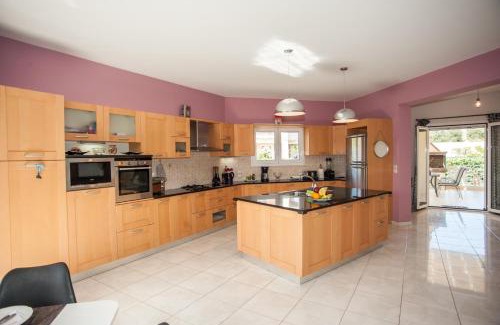 Khelmata Apartment | Nikos Apartments Spacious and Panoramic
