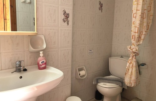 Gialiskari Apartment | Nikos Studio 2 - Studio Apartment, Sleeps 3