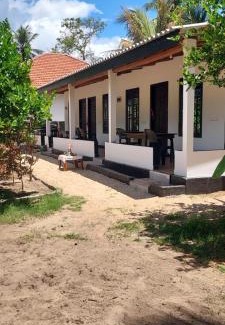 Nilaveli Bed & Breakfast | Nilaveli Beach Rooms