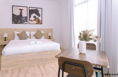 Jumeira 3 House | Nile River Room at Full Moon Guesthouse