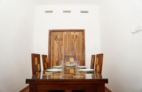 Puliyanthivu House | Nilo's Guest House