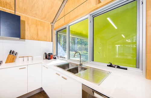 Porepunkah House | Nine Steps - private estate on 29 acres with stunning views of Mount Buffalo