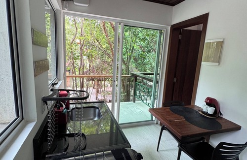 Pipa Apartment | Ninhos da Pipa Flat 02 Refuge with modern architecture immersed in the Atlantic Forest