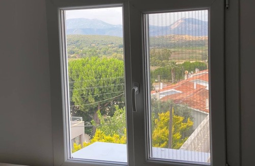 Ildır Koyu House | Nino’s Seaview House with Balcony & Garden