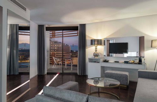 Lara Hotel | Nirvana Cosmopolitan