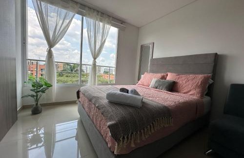 Cali Apartment | Nirvana Deluxe Studios - 5min de Clínica Valle de Lili y CC Jardín Plaza