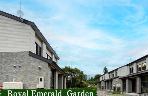 Niseko Apartment | Niseko VILLA KIRAKU TSURU 車利用にオススメ 各スキー場迄車で約15分
