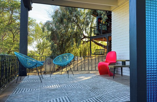 North Ridge House | Nite Owl Hideaway - Mid-Century Modern/60s/70s Themed Creative Retreat Space.