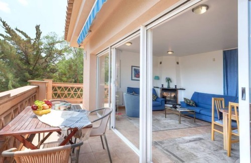Llanca House | Niviroma by Interhome