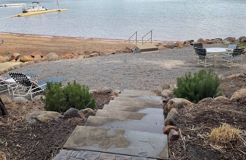 Lake Almanor Country Club House | nLAKEFRONT OASIS with Private Dock and Buoy!
