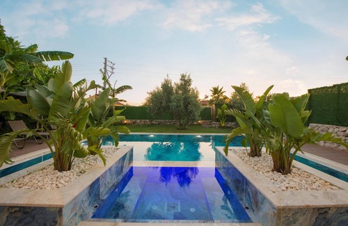 Oludeniz Villa | nLuxury Villa in Ölüdeniz +90.554.321.1382 prıvate pool and garden
