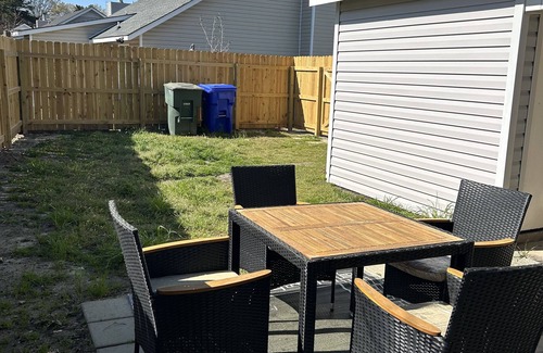 Greenville Condo | nModern 2BR w/Huge Gated Yard, Smart TVs + Patio Vibes!