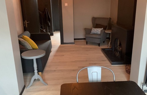Claddagh House | * No 12 Boutique Guest House *Galway City, 6 bed/6 En-Suite
