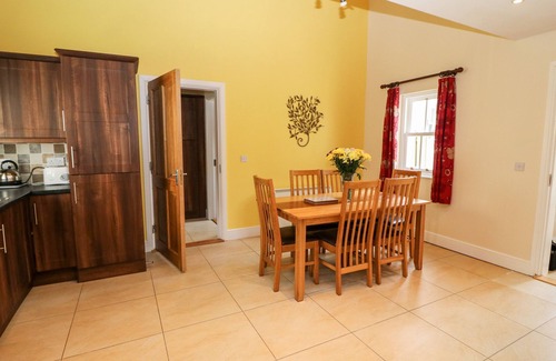 Dungarvan Cottage | NO. 3 AN SEANACHAI, family friendly in Dungarvan, County Waterford