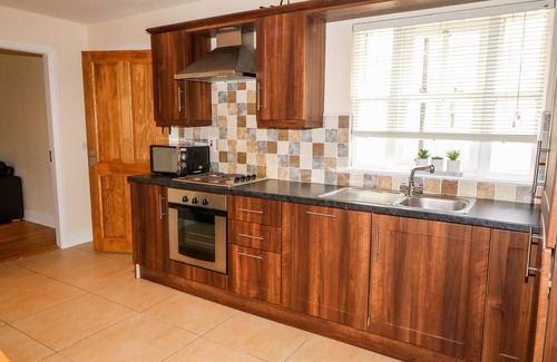 Dungarvan Cottage | NO. 3 AN SEANACHAI, family friendly in Dungarvan, County Waterford