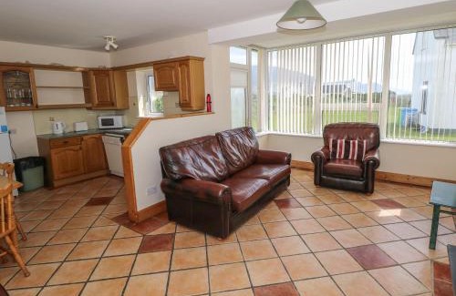 Keel House | No 5 Beach Cottages