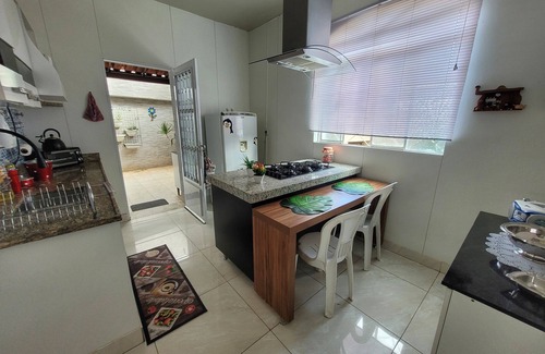 Carlos Prates House | Nossa Casa é um Ambiente Bastante Acolhedor, Será Locada Inteiramente pra Você!
